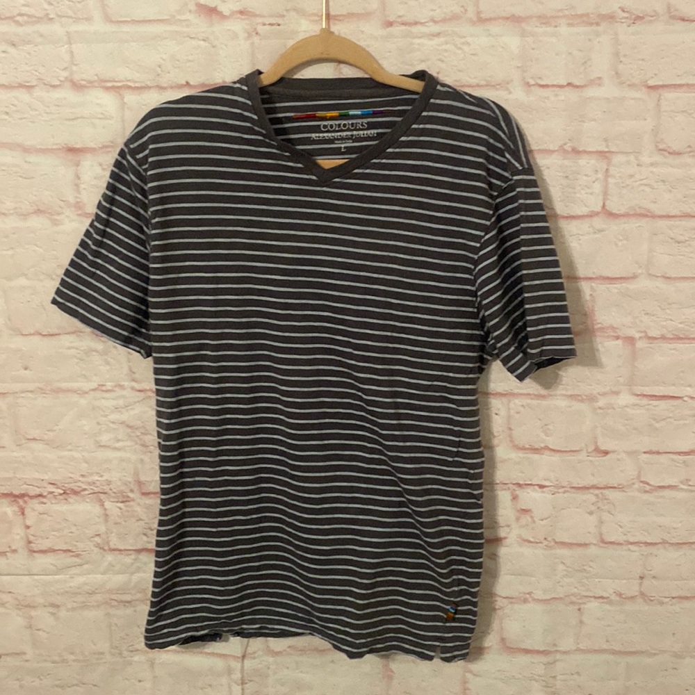 Colours Alexander Julian stripes v-neck tee